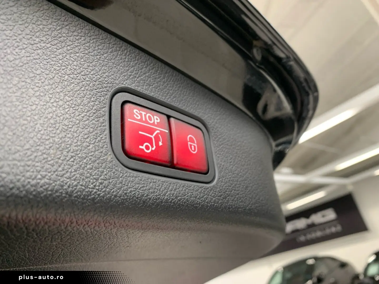 MERCEDES-BENZ GLC 200 4M  AMG NIGHT AHK MEMO 360 KAM SHZ LED