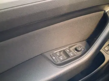 VOLKSWAGEN PASSAT Advance 1.5 TSI ACT DSG 150 CP