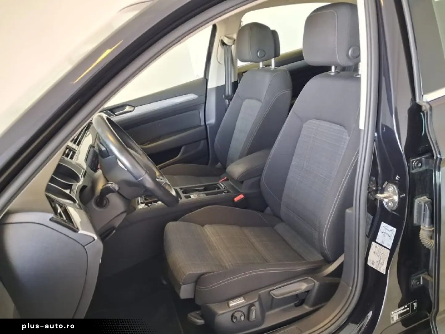 VOLKSWAGEN PASSAT Advance 1.5 TSI ACT DSG 150 CP