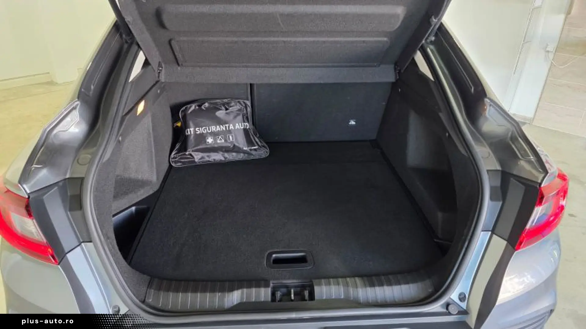 RENAULT ARKANA 1.3 TCe MHEV 140CP Intens EDC