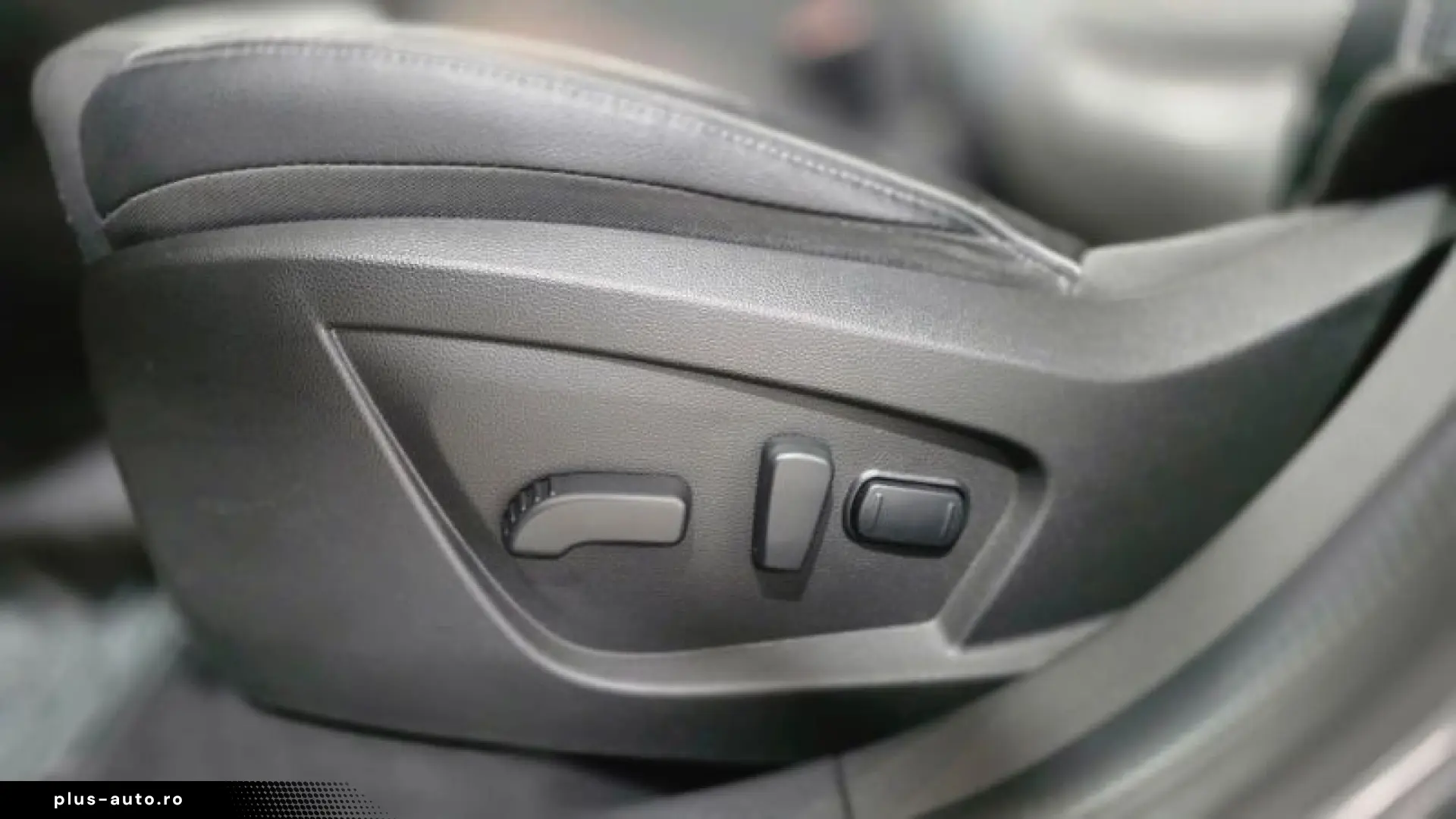 RENAULT ARKANA 1.3 TCe MHEV 140CP Intens EDC