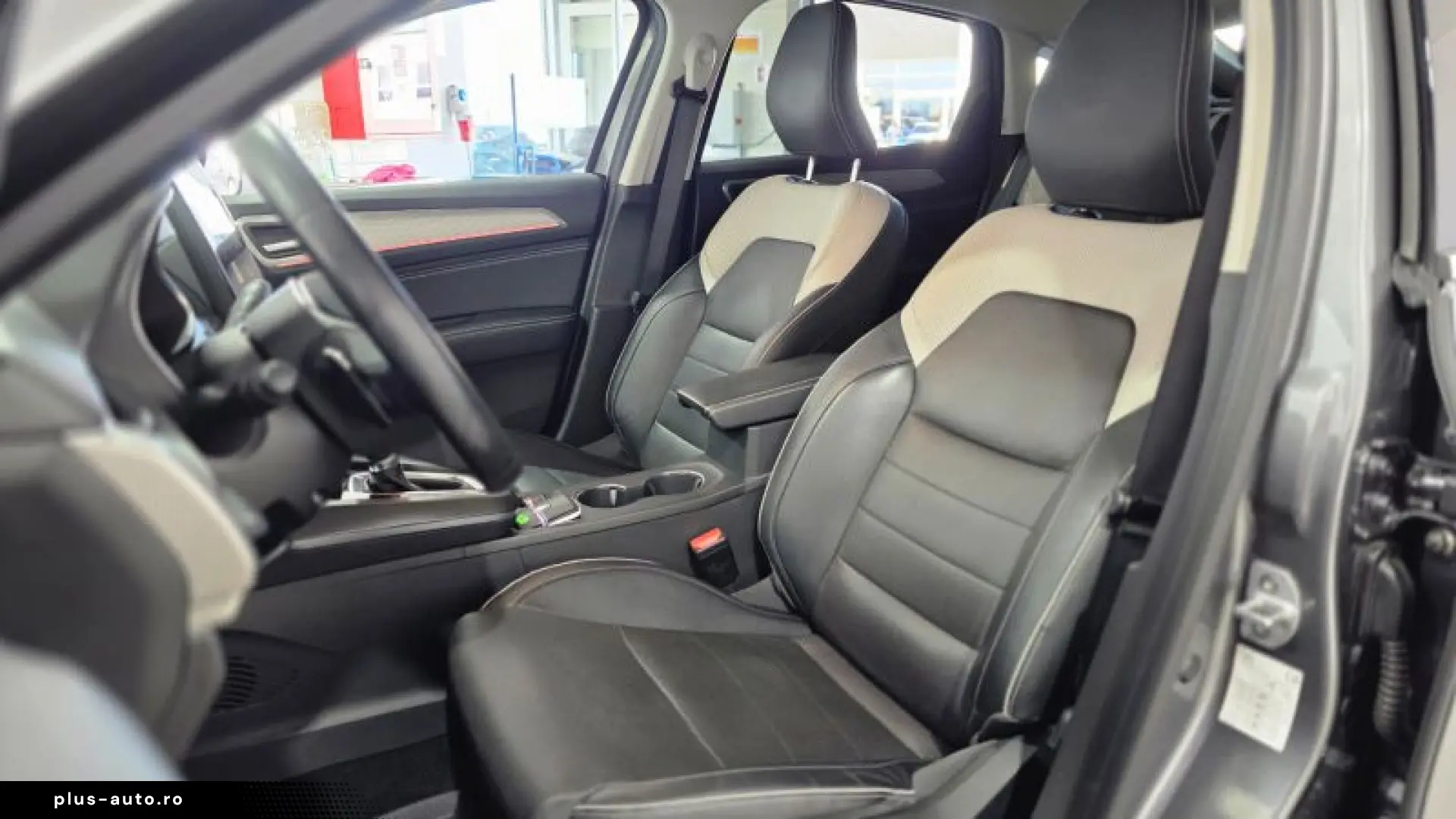 RENAULT ARKANA 1.3 TCe MHEV 140CP Intens EDC