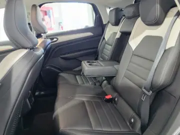 RENAULT ARKANA 1.3 TCe MHEV 140CP Intens EDC