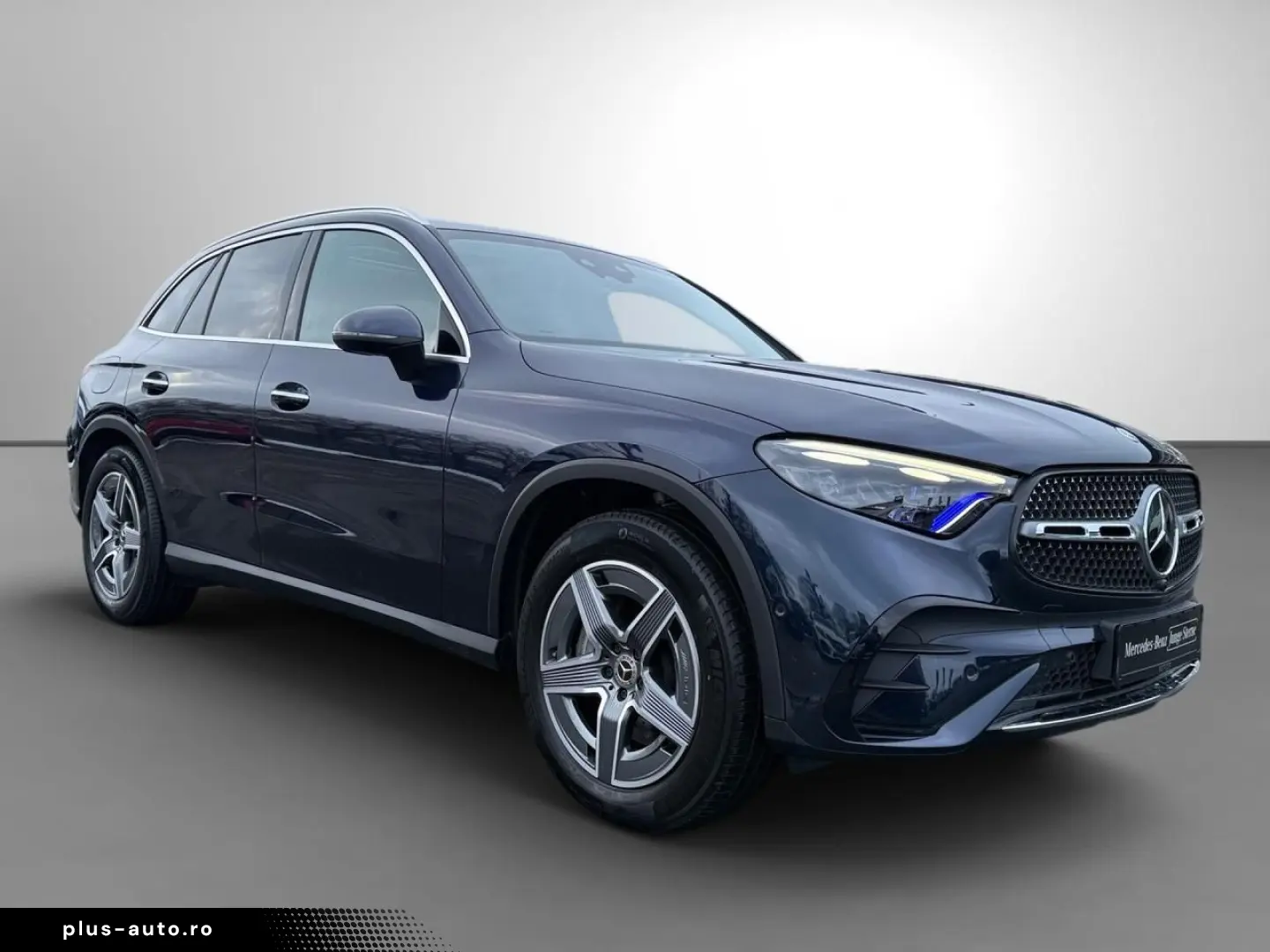 MERCEDES-BENZ GLC 300 d 4M AMG Pano Digital Light Burmester