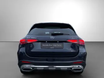 MERCEDES-BENZ GLC 300 d 4M AMG Pano Digital Light Burmester