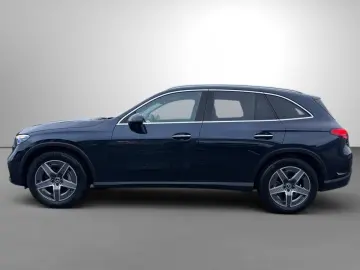 MERCEDES-BENZ GLC 300 d 4M AMG Pano Digital Light Burmester
