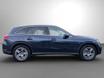 MERCEDES-BENZ GLC 300 d 4M AMG Pano Digital Light Burmester