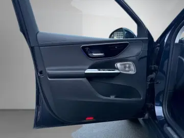 MERCEDES-BENZ GLC 300 d 4M AMG Pano Digital Light Burmester