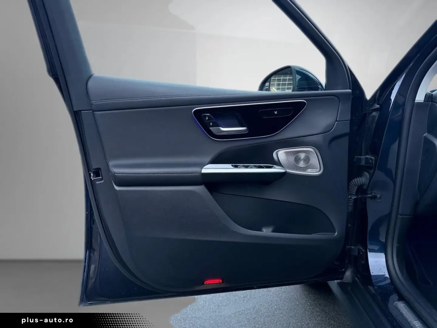 MERCEDES-BENZ GLC 300 d 4M AMG Pano Digital Light Burmester