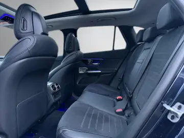 MERCEDES-BENZ GLC 300 d 4M AMG Pano Digital Light Burmester