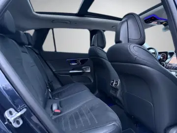 MERCEDES-BENZ GLC 300 d 4M AMG Pano Digital Light Burmester
