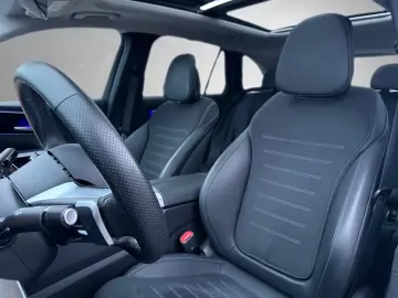 MERCEDES-BENZ GLC 300 d 4M AMG Pano Digital Light Burmester