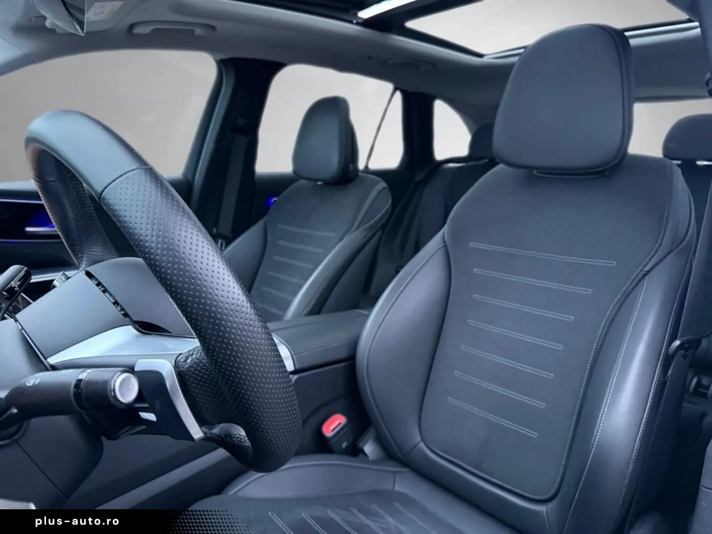 MERCEDES-BENZ GLC 300 d 4M AMG Pano Digital Light Burmester