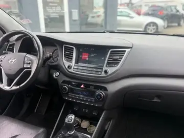 Hyundai Tucson Diesel 2.0 2017 Manuala