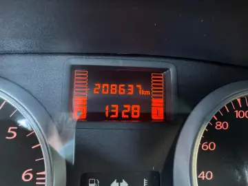 Dacia Duster Benzina 1.6 2011 Manuala