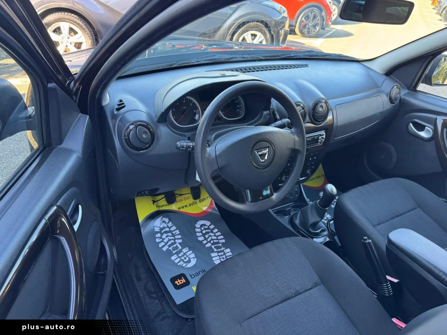 Dacia Duster Benzina 1.6 2011 Manuala