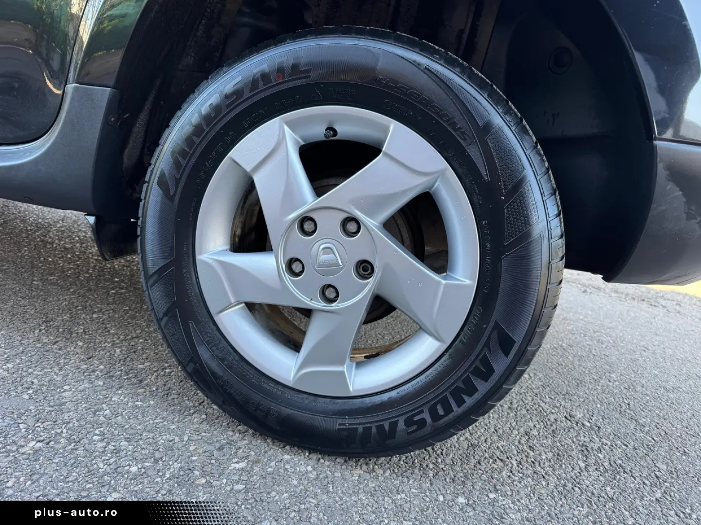 Dacia Duster Benzina 1.6 2011 Manuala