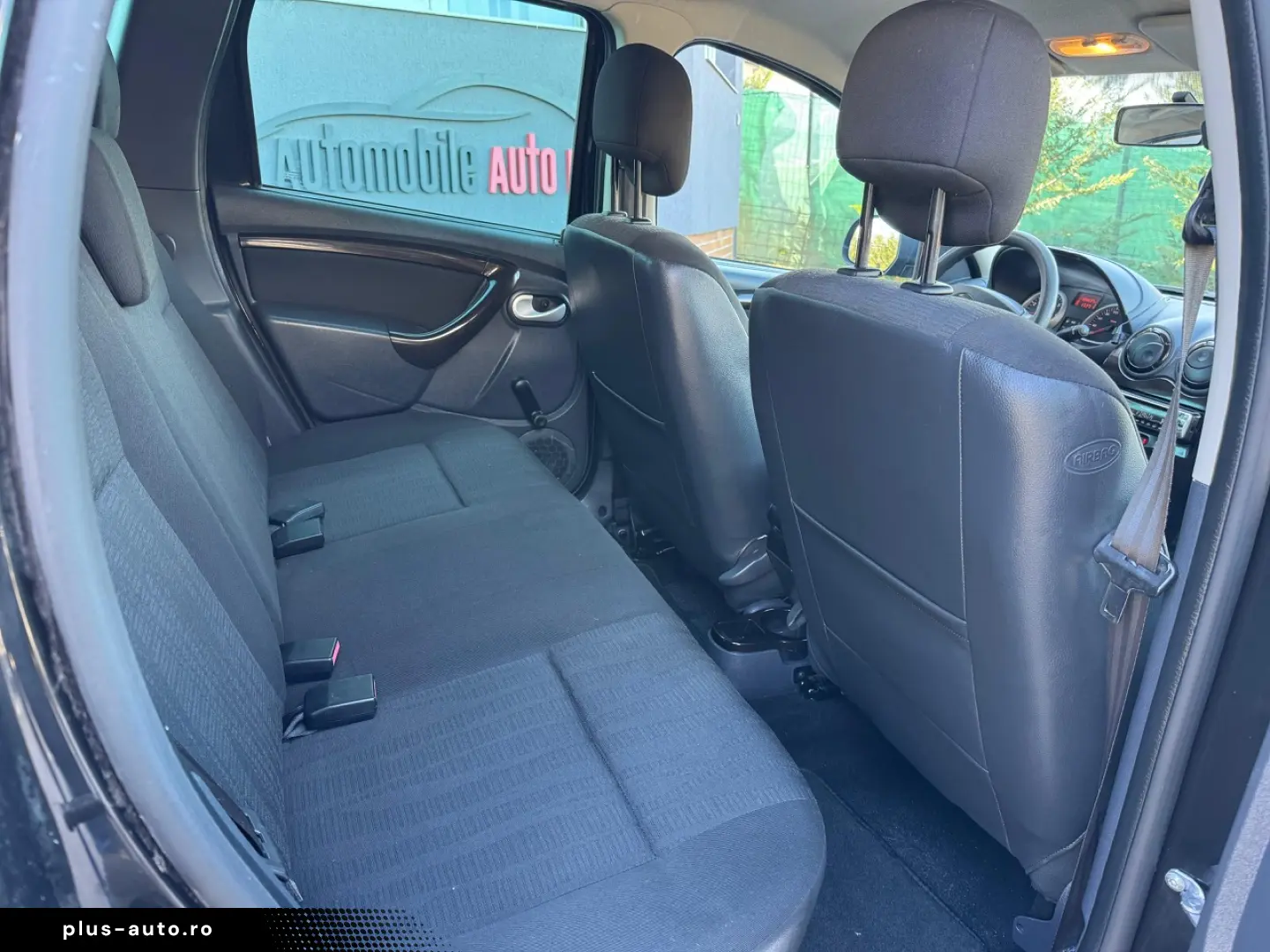 Dacia Duster Benzina 1.6 2011 Manuala