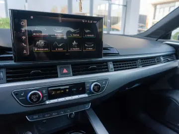 Audi A5 Sportback 40 TFSI MHEV S line  Matrix LED Laser ACC