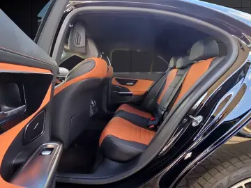 Mercedes-Benz C 220 d AMG 9G-T LEDER 360