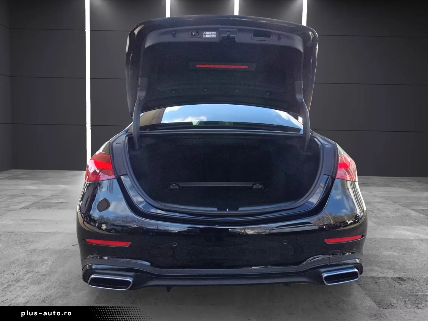 Mercedes-Benz C 220 d AMG 9G-T LEDER 360