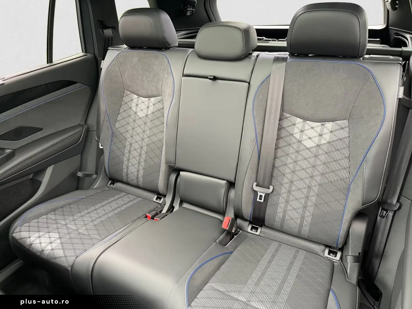 Volkswagen Tayron R-Line 4Mo. TDI DSG PANO