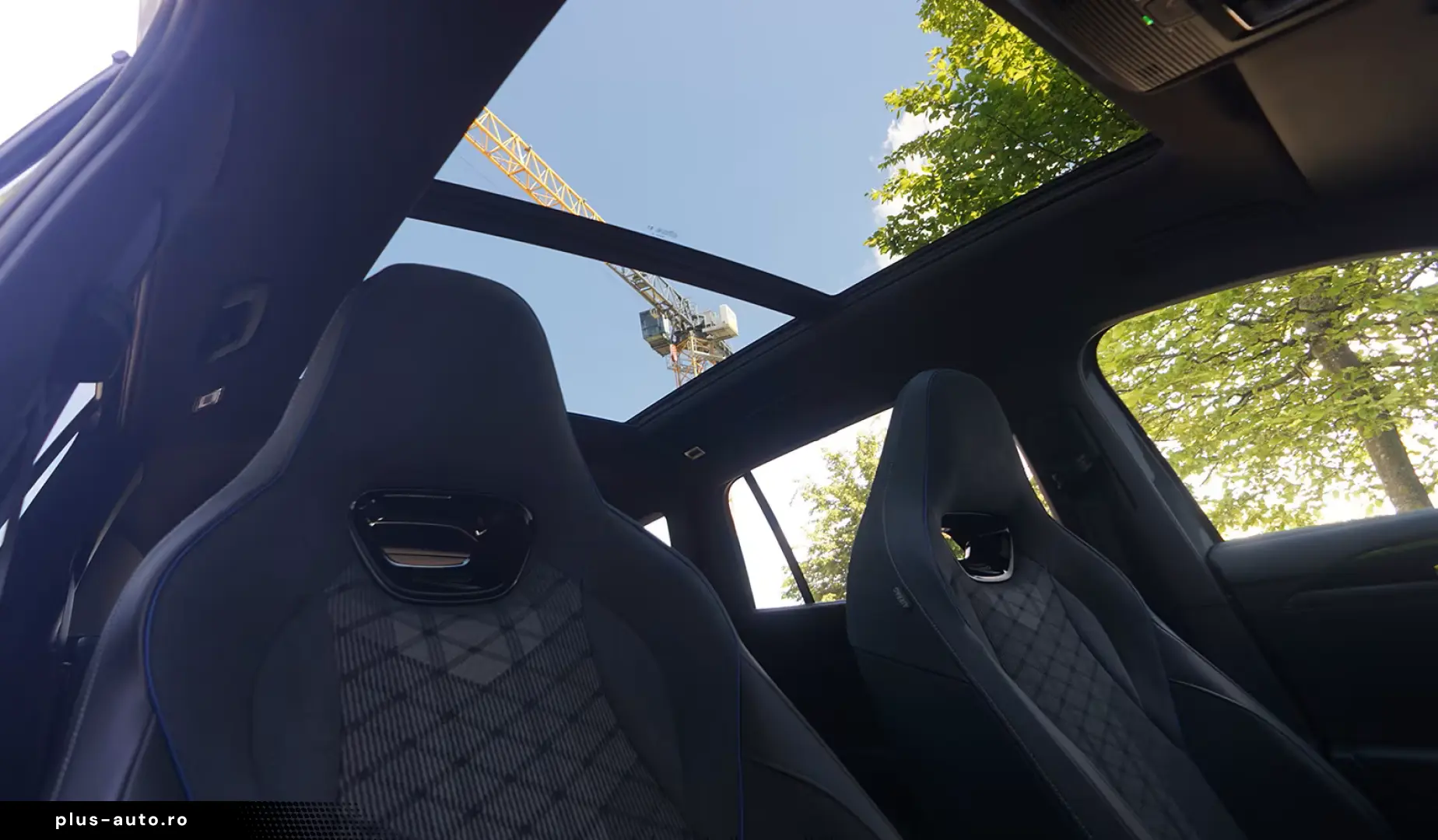 Volkswagen Tayron 2.0 TDI 4MOTION R-Line-Black