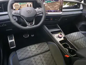 Volkswagen Tayron 2.0 TDI 4MOTION R-Line-Black