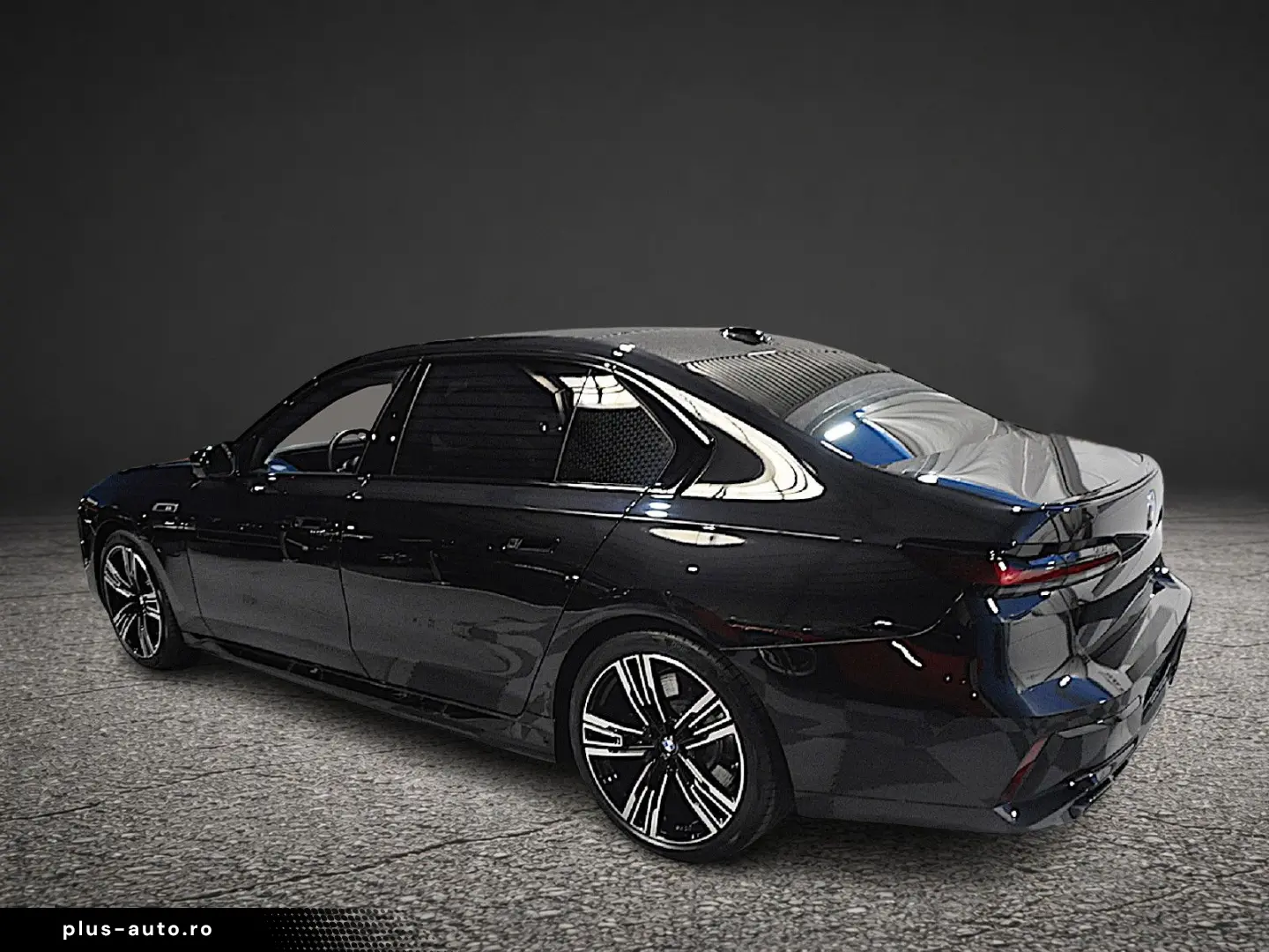 BMW 760 M760e xDrive B&W SKY LOUNGE