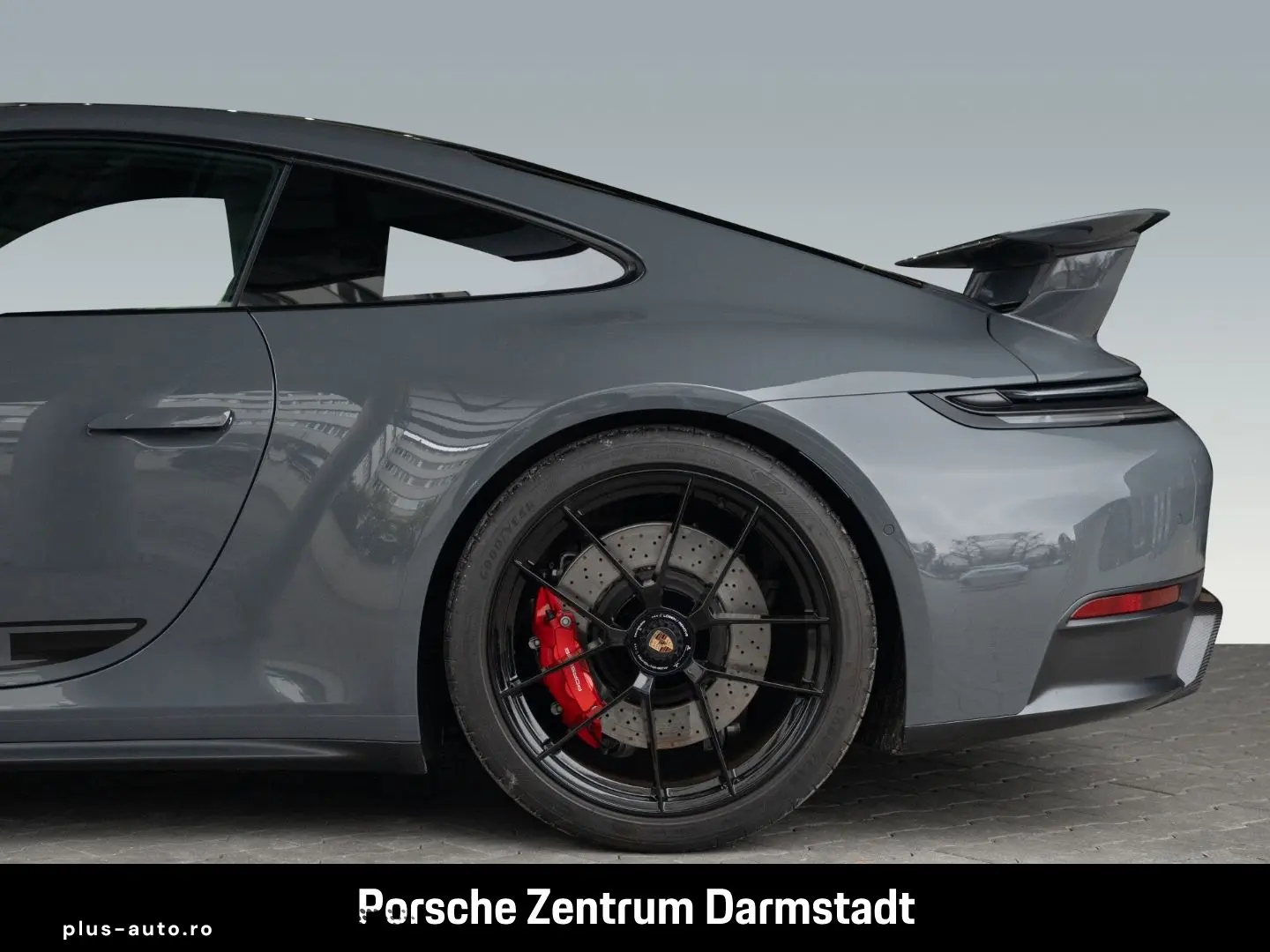 PORSCHE 992 911 Carrera 4 GTS Lift