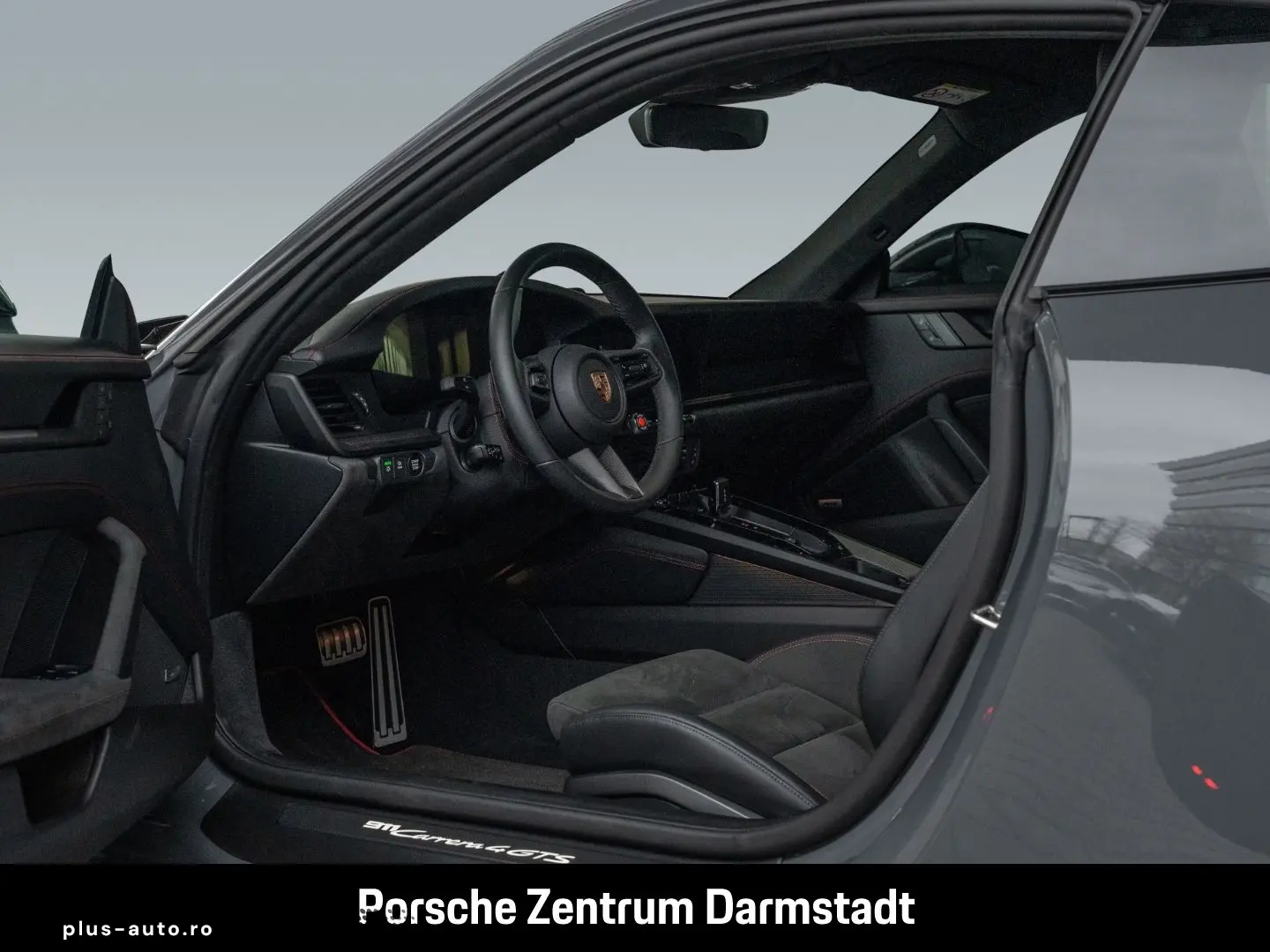 PORSCHE 992 911 Carrera 4 GTS Lift