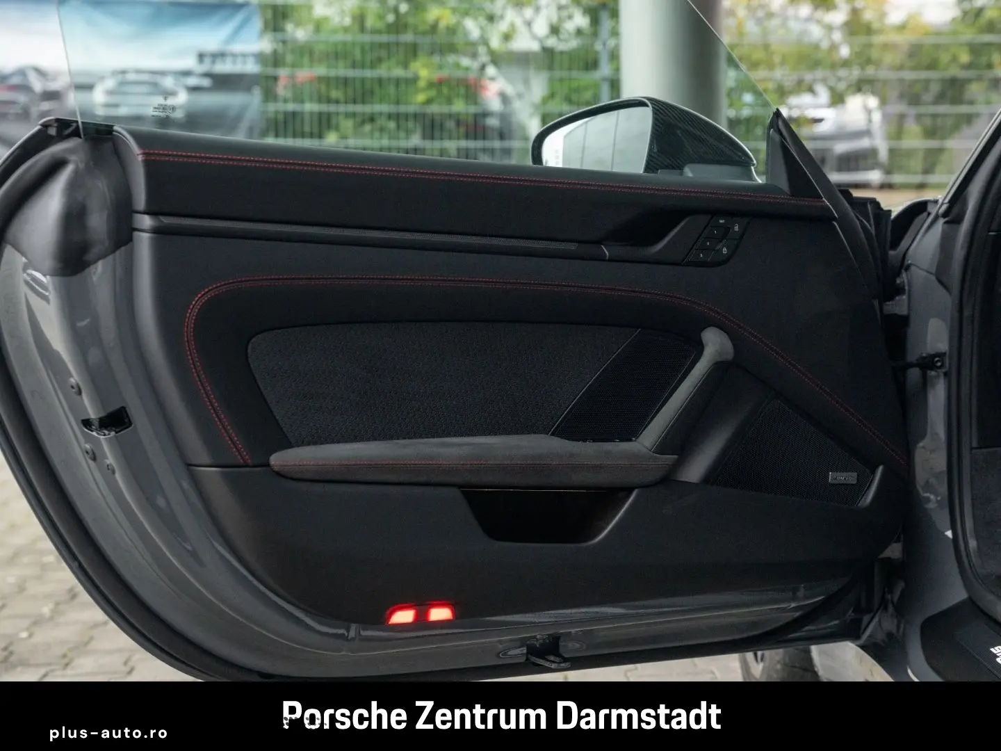 PORSCHE 992 911 Carrera 4 GTS Lift