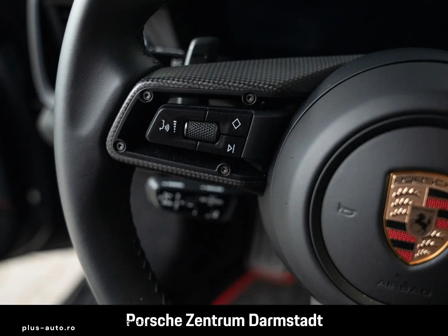 PORSCHE 992 911 Carrera 4 GTS Lift