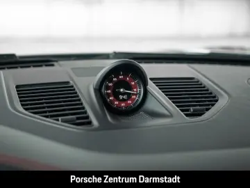 PORSCHE 992 911 Carrera 4 GTS Lift