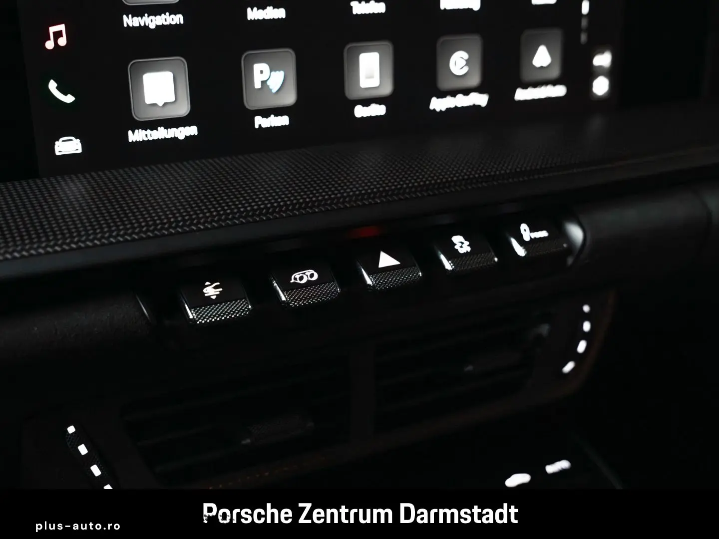 PORSCHE 992 911 Carrera 4 GTS Lift