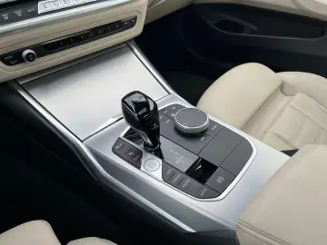 BMW 430iA Coupe LivePro LED Leder Glasdach 18  Tempo