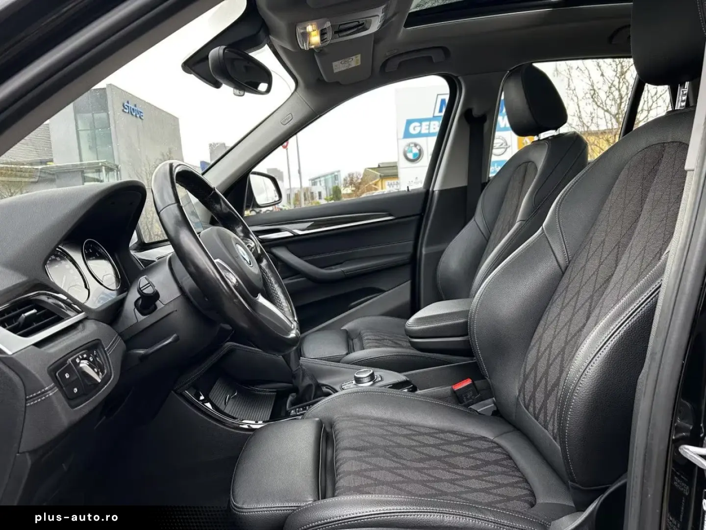 BMW X1 x25e Sports.HUD ACC PanoD.KomfZ.LED Navi  18