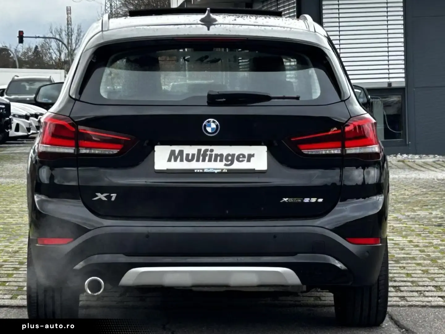 BMW X1 x25e Sports.HUD ACC PanoD.KomfZ.LED Navi  18