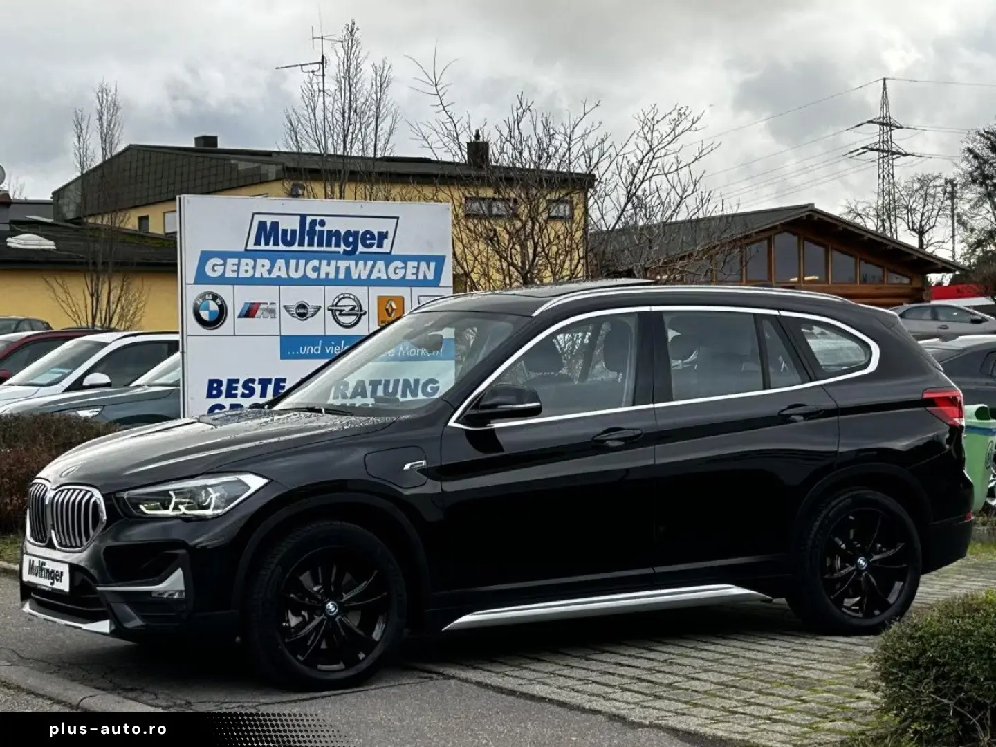 BMW X1 x25e Sports.HUD ACC PanoD.KomfZ.LED Navi  18