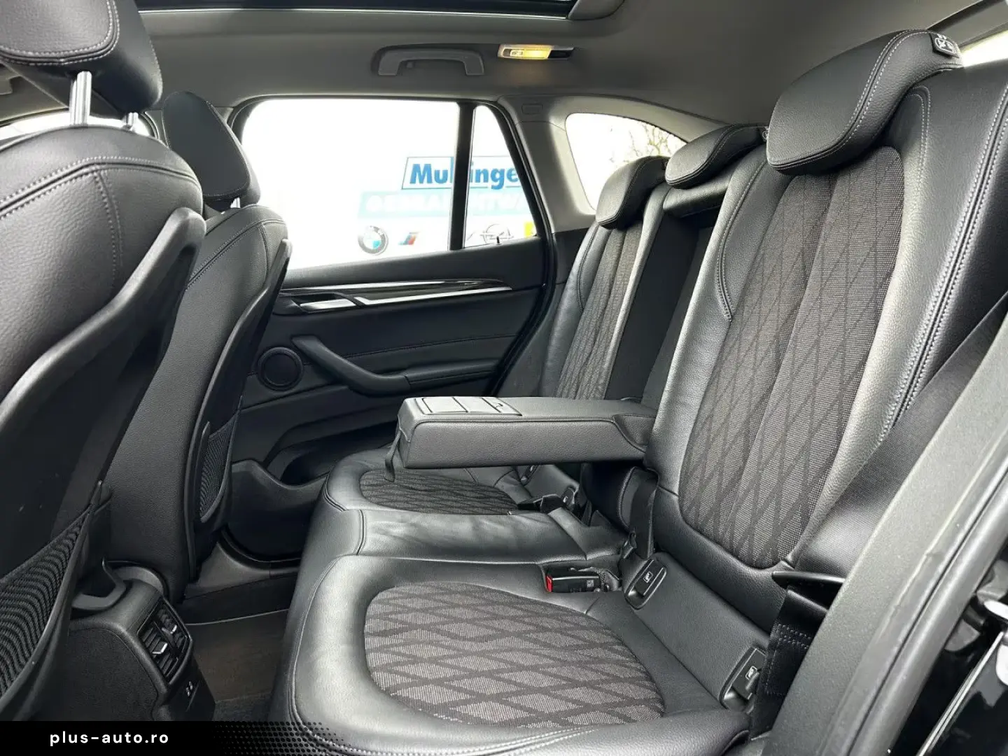 BMW X1 x25e Sports.HUD ACC PanoD.KomfZ.LED Navi  18