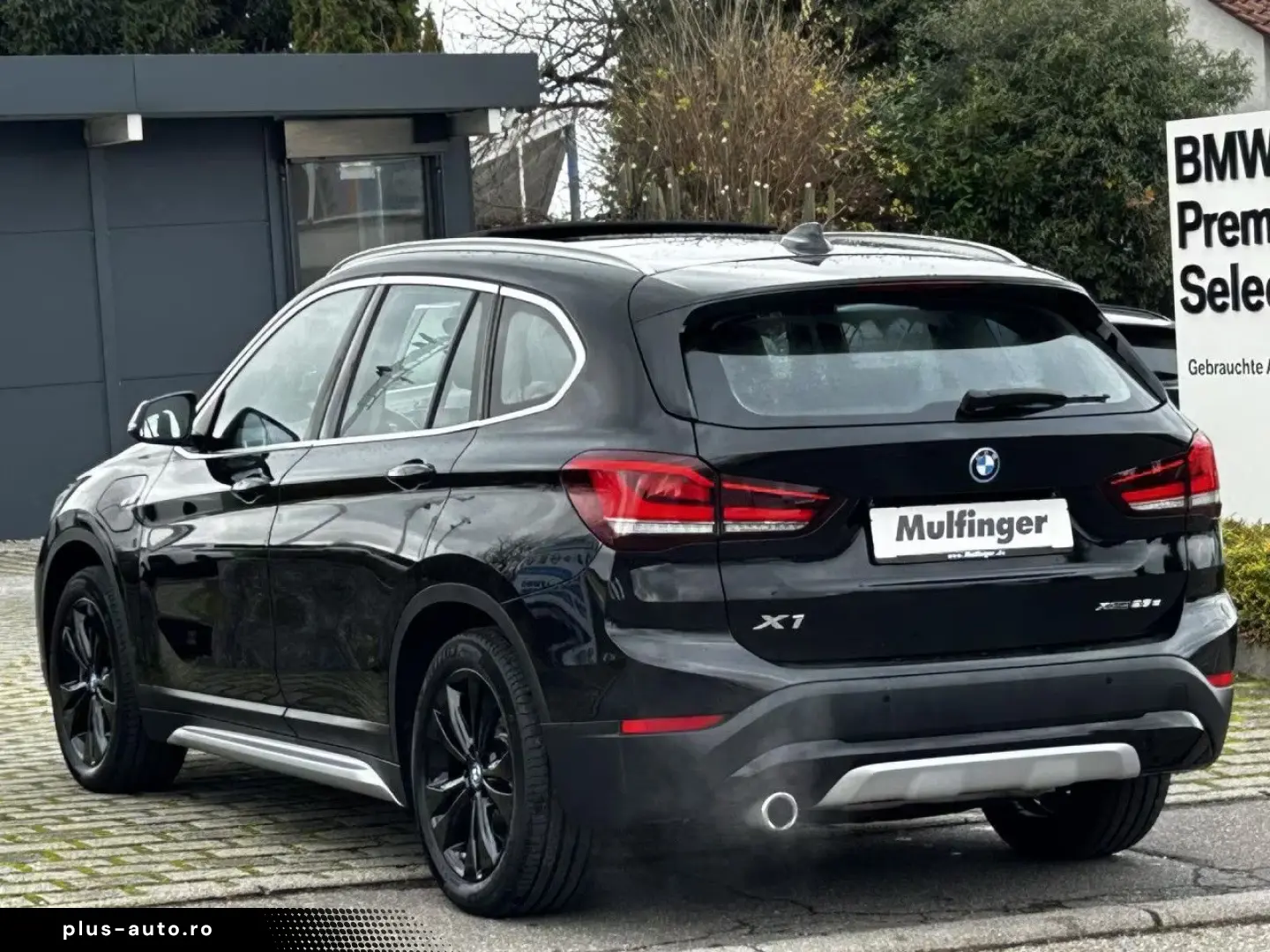 BMW X1 x25e Sports.HUD ACC PanoD.KomfZ.LED Navi  18