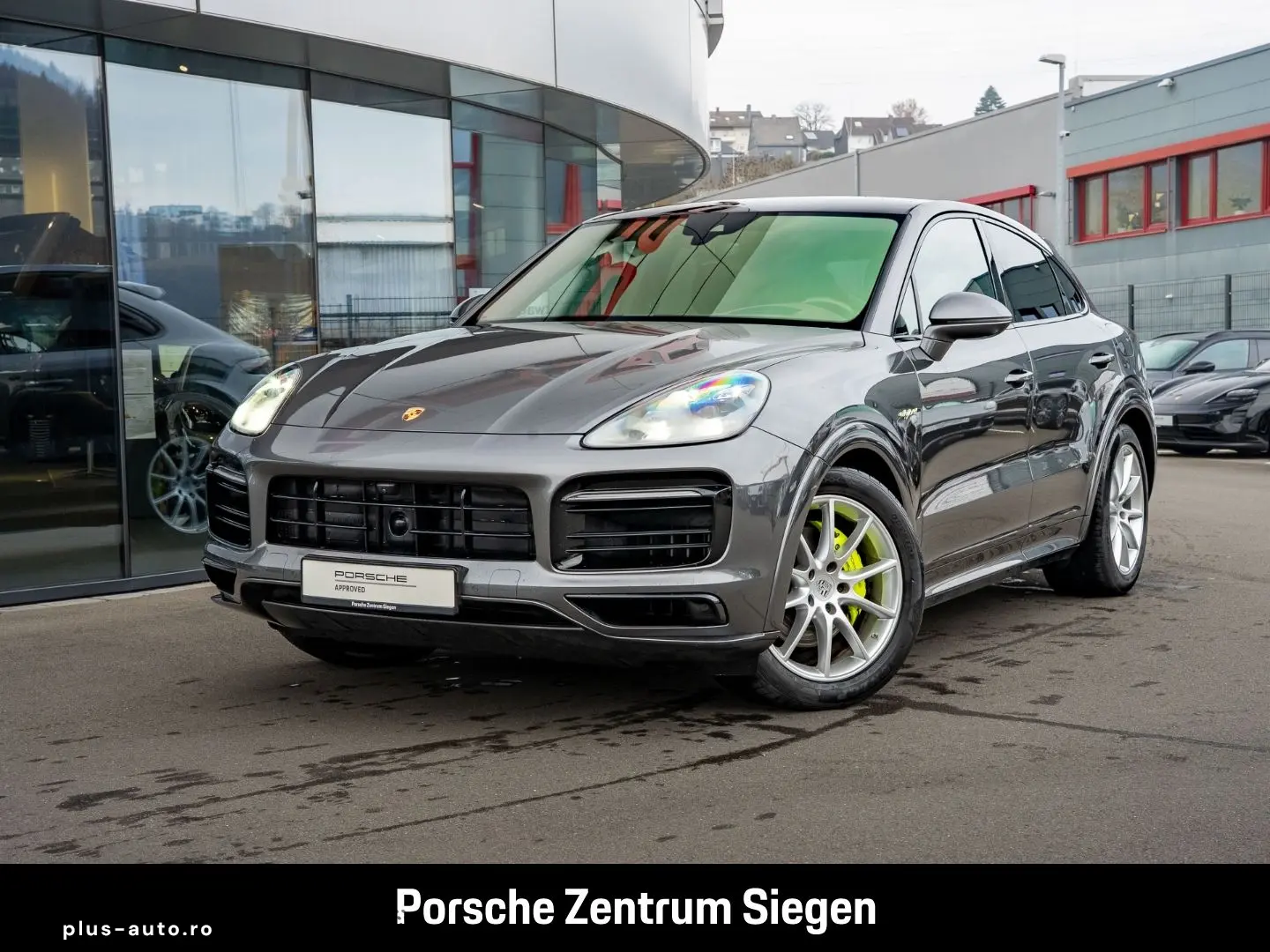 PORSCHE Cayenne E-Hybrid Coupe Sport Design Luftfederung
