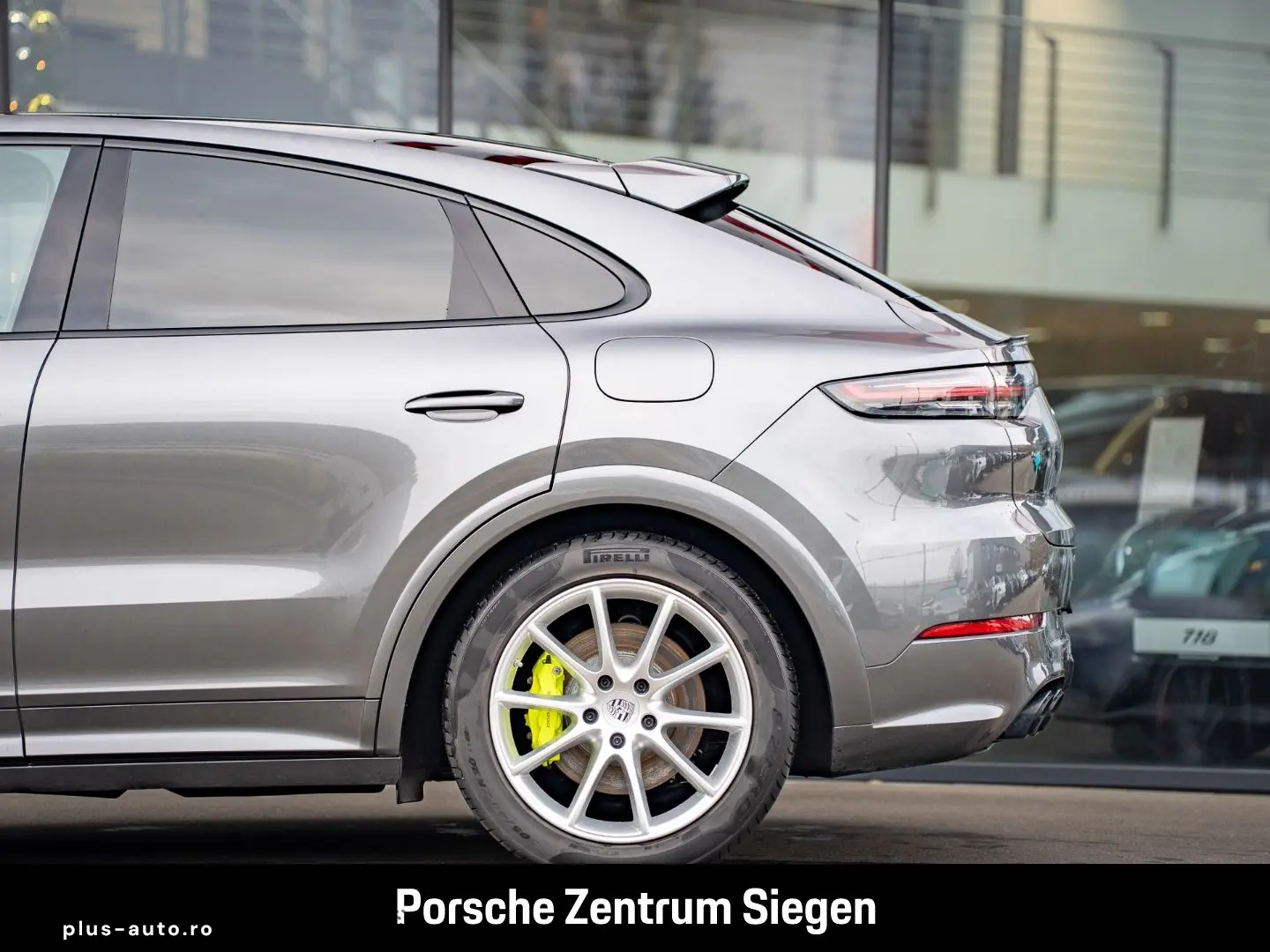 PORSCHE Cayenne E-Hybrid Coupe Sport Design Luftfederung