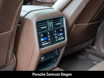 PORSCHE Cayenne E-Hybrid Coupe Sport Design Luftfederung