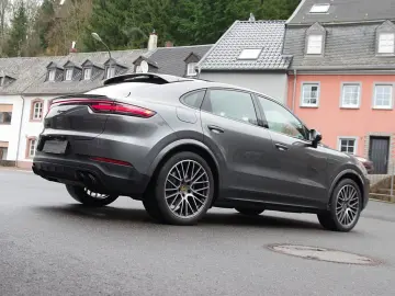 PORSCHE Cayenne Coupe E-Hybrid Luft InnoDrive 18-W 360
