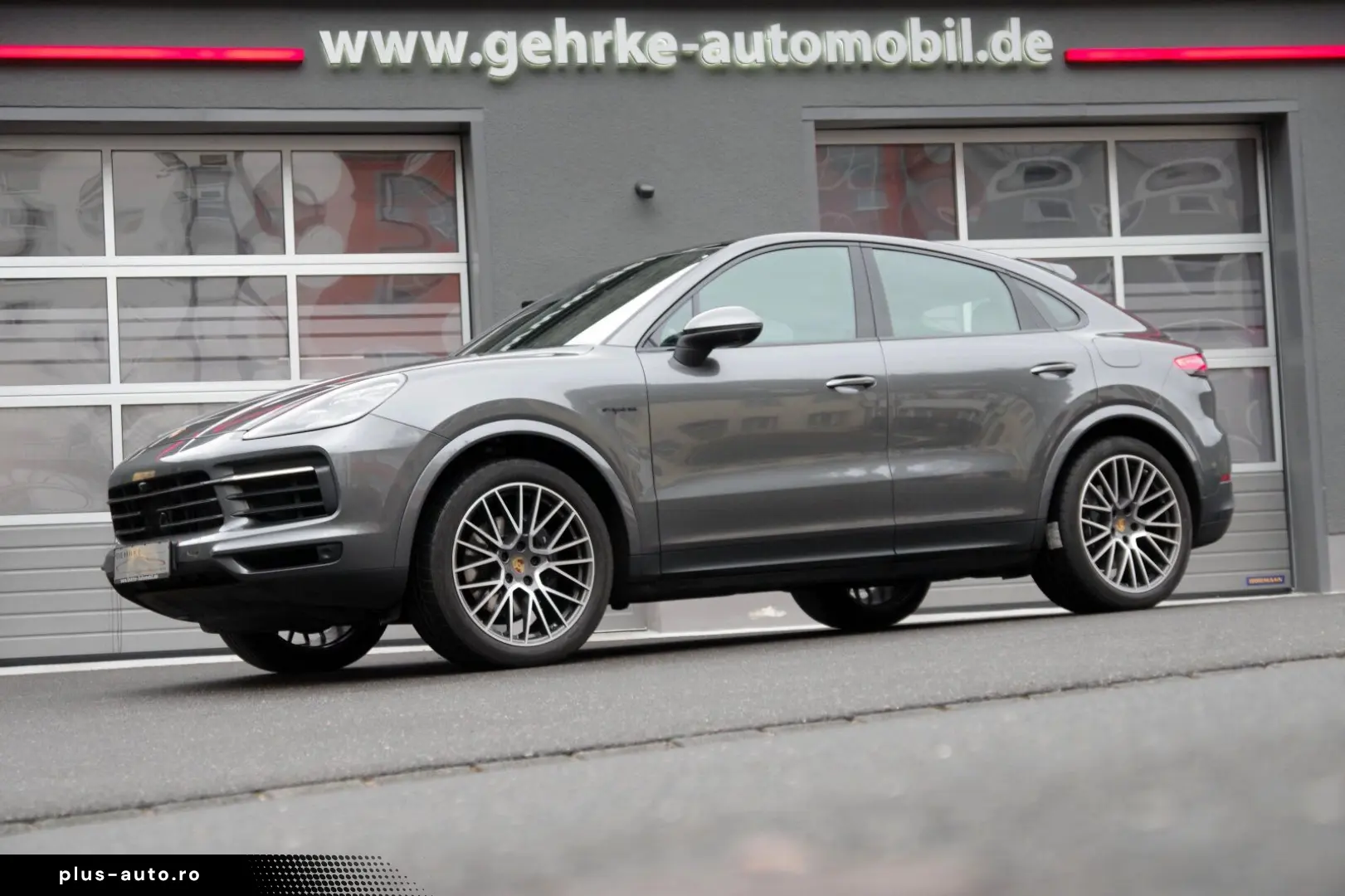 PORSCHE Cayenne Coupe E-Hybrid Luft InnoDrive 18-W 360