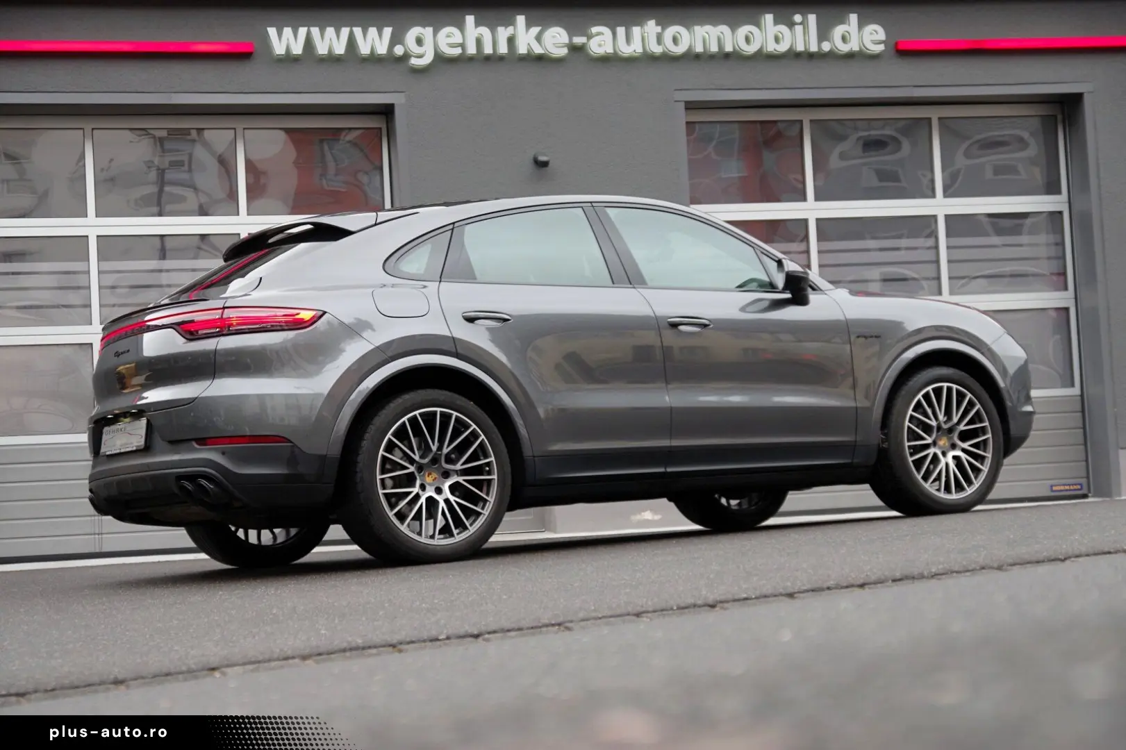 PORSCHE Cayenne Coupe E-Hybrid Luft InnoDrive 18-W 360