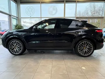 PORSCHE Cayenne Coupe E-Hybrid