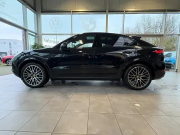 PORSCHE Cayenne Coupe E-Hybrid
