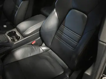 PORSCHE Cayenne Coupe E-Hybrid